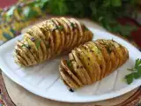Συνταγή Πατάτες hasselback στη φριτέζα: τραγανές, λιωμένες στο στόμα και εξαιρετικά εύκολες!
